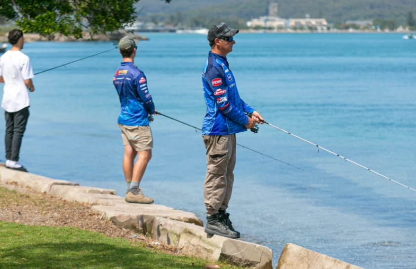 how to enter a fishing competition