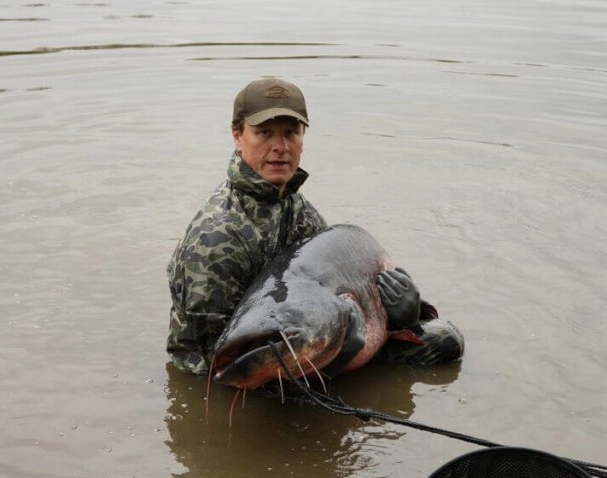 catfish bite time