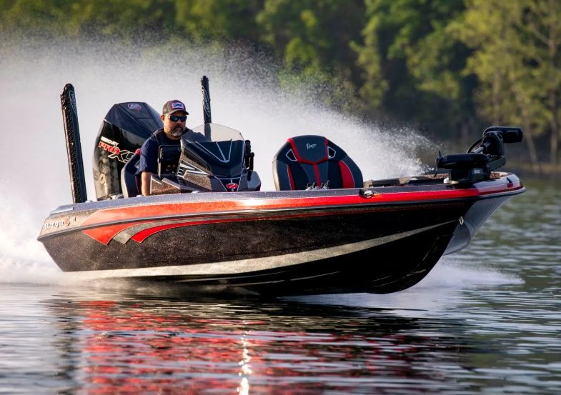 aluminum bass boat