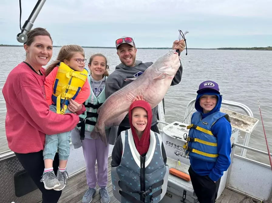 Milford KS fishing report