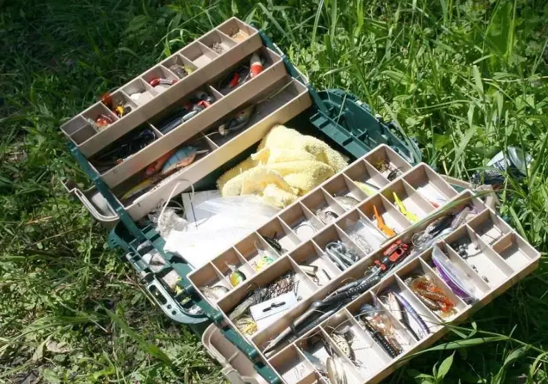fishing tackle box organization